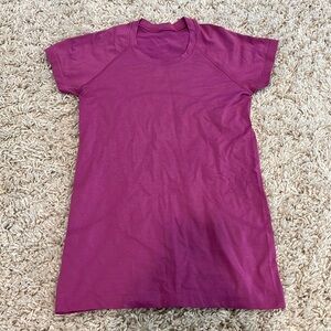 Lululemon swiftly tech short sleeve